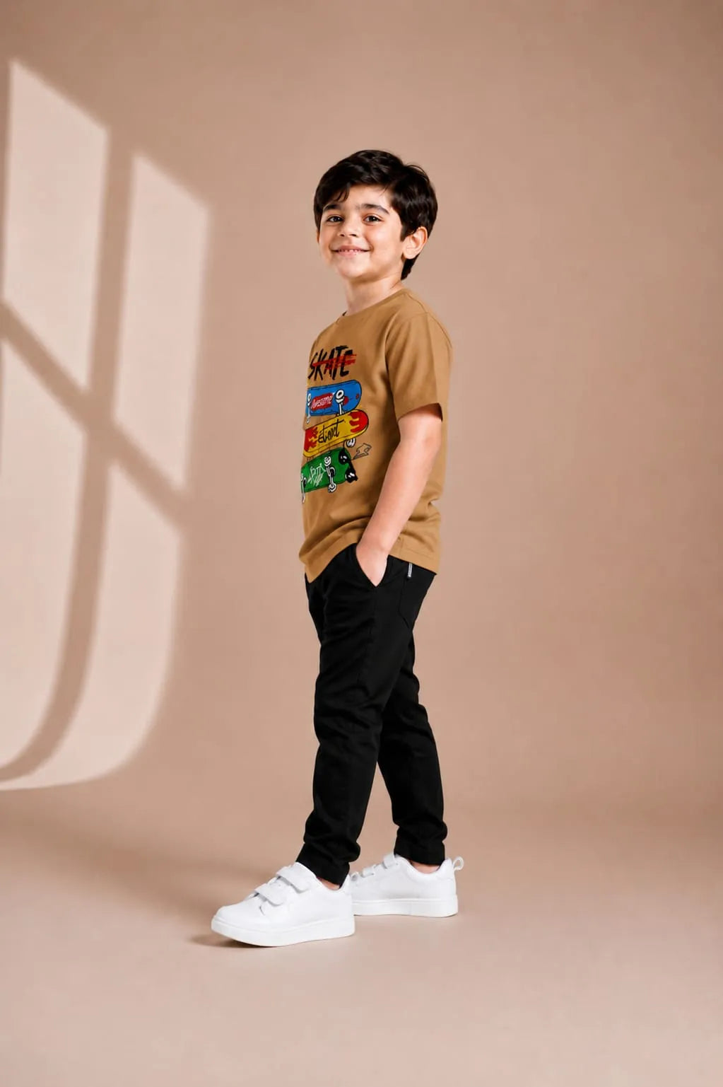 Kids Printed Track Suit Brown T-Shirt + Black Trousers Kids Printed Track Suit Brown T-Shirt + Black Trousers