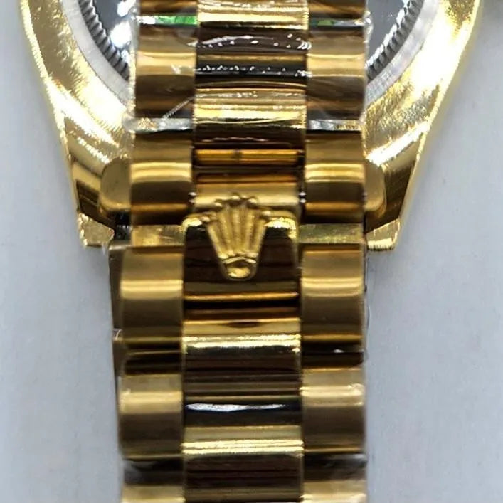 Rolex Men's Rolex Submarmer Gold Stainless Steel Watch Rolex Men's Rolex Submarmer Gold Stainless Steel Watch