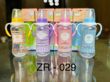 Baby Feeders with Spill-Free Cap & Plaid Design