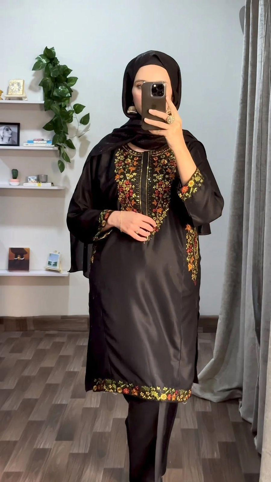 Women Embroidered Maroon Linen Suit